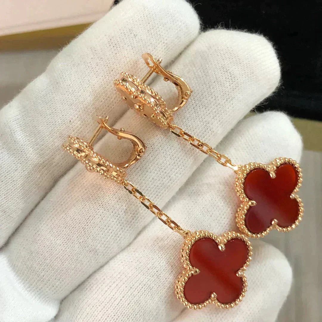 Van Cleef & Arpels CLOVER 2 MOTIF LASER CARNELIAN EARRINGS - Image 7