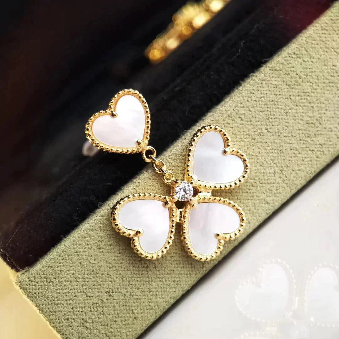 Van Cleef & Arpels CLOVER SWEET WHITE MOP EARRINGS - Image 3