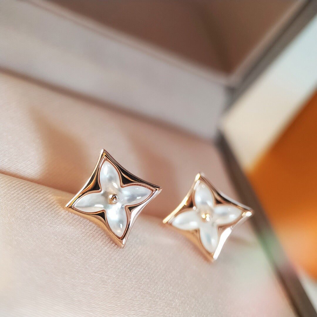Louis Vuitton STAR MOP PINK GOLD EARRINGS - Image 3