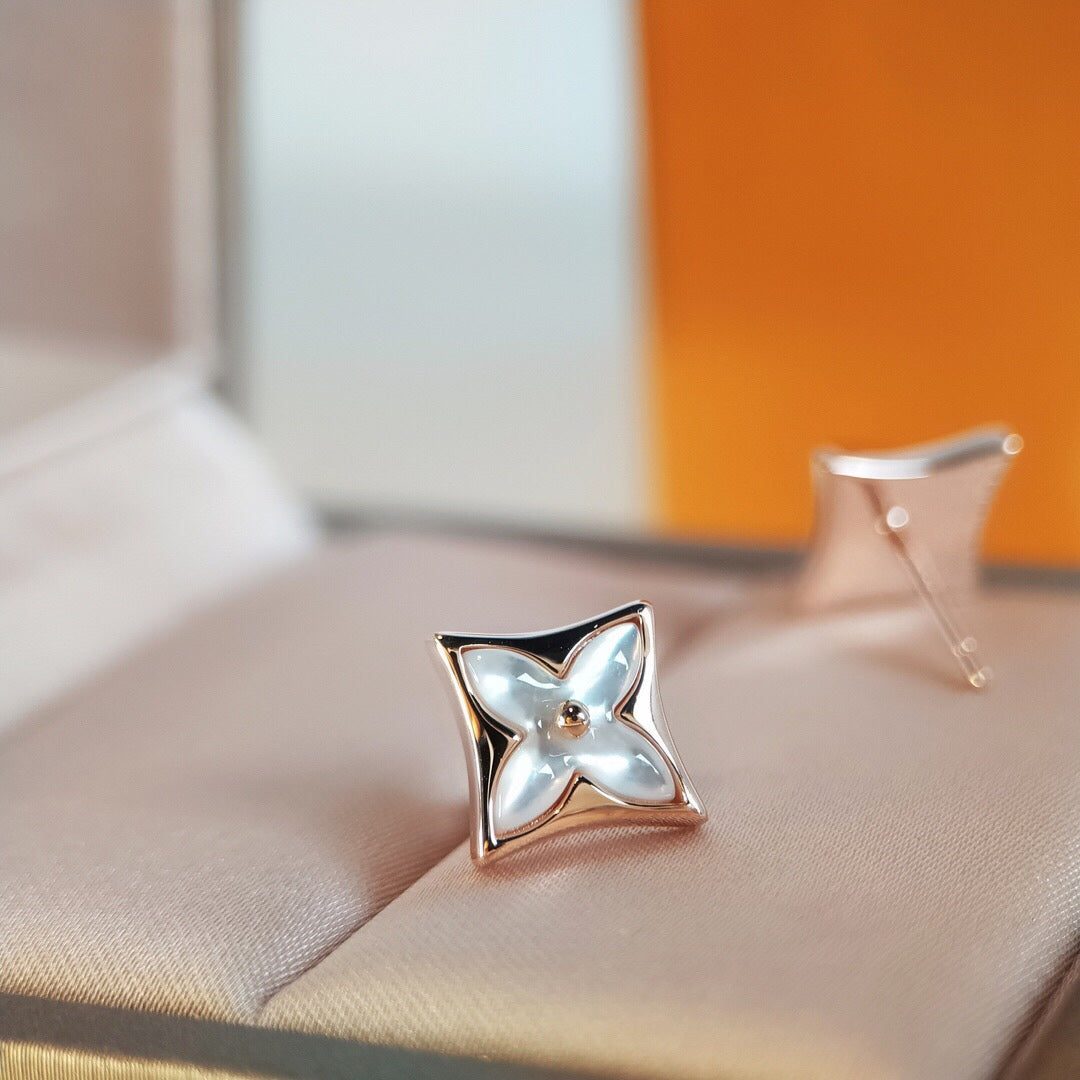 Louis Vuitton STAR MOP PINK GOLD EARRINGS - Image 5