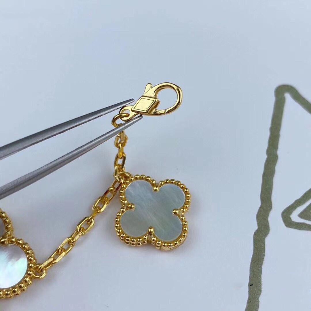 Van Cleef & Arpels MAGIC CLOVER MOP GOLD BRACELET 5 MOTIFS - Image 7