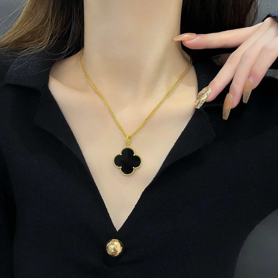 Van Cleef & Arpels CLOVER 25MM NECKLACE GOLD ONYX - Image 2