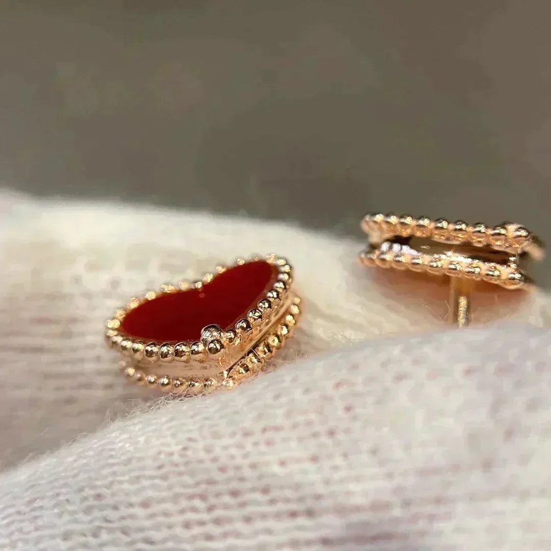 Van Cleef & Arpels HEART CARNELIAN STUD EARRINGS - Image 3