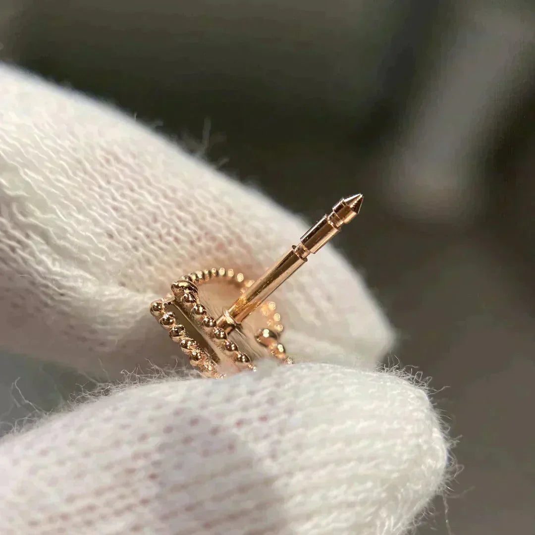 Van Cleef & Arpels HEART CARNELIAN STUD EARRINGS - Image 10