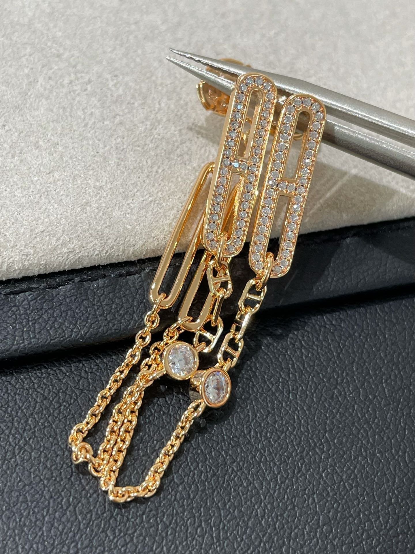 Hermès CHAINE CHAOS DIAMOND DROP EARRINGS - Image 6