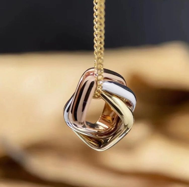 Cartier TRINITY NECKLACE GOLD SMALL MODEL - Image 2