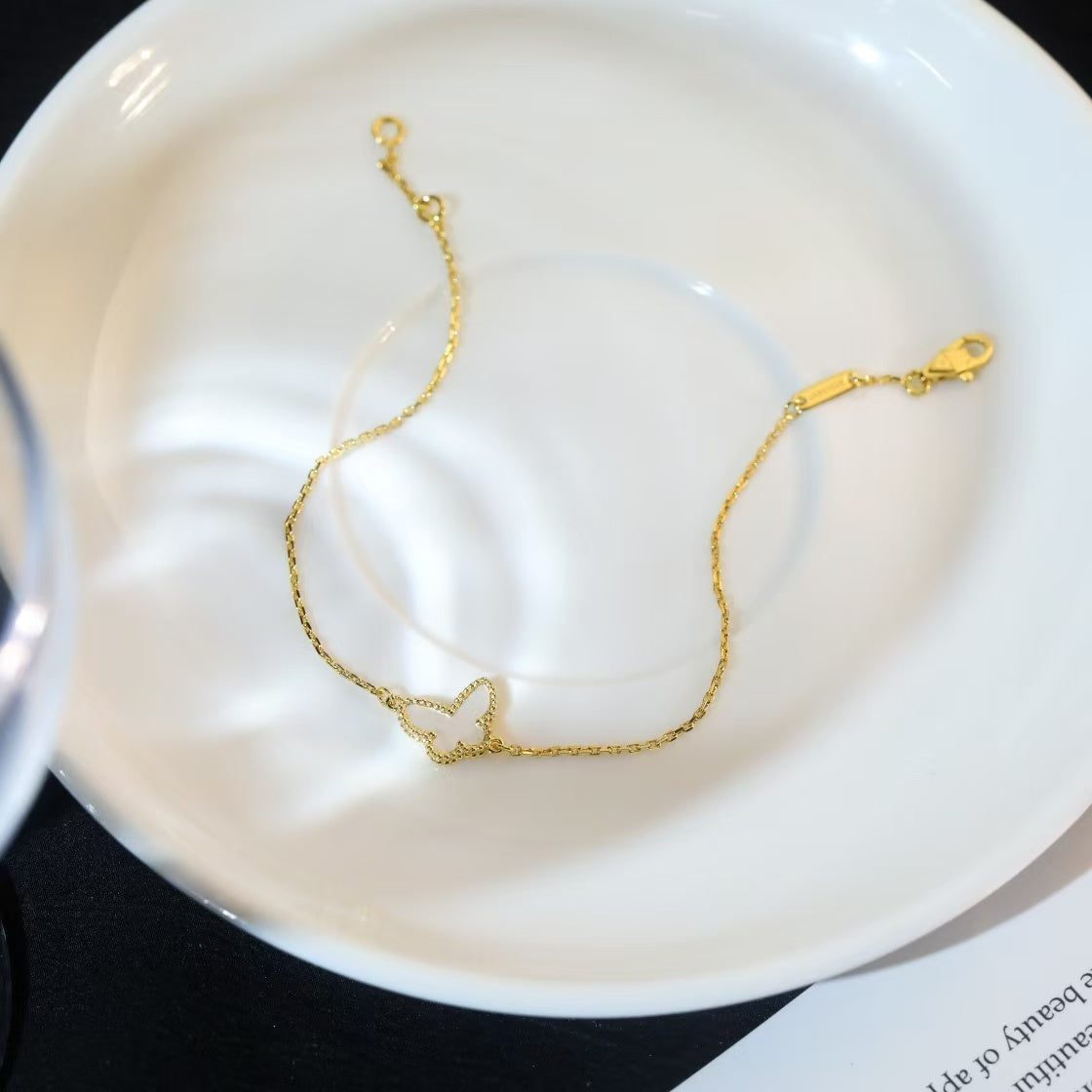 Van Cleef & Arpels BUTTERFLY MOTHER OF PEARL BUTTERFLY BRACELET - Image 6