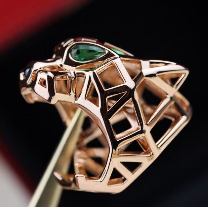 CartierHOLLOW LEOPARD HEAD RING - Image 2