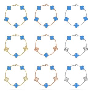 Van Cleef & Arpels   CLOVER 5 MOTIF BLUE AGATE BRACELET COLLECTION