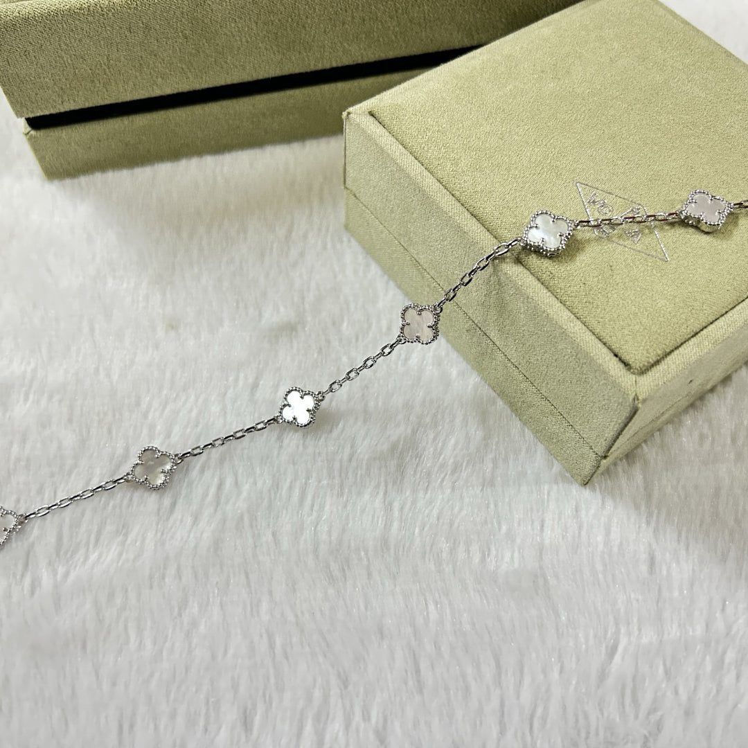 Van Cleef & Arpels CLOVER 6 MOTIF WHITE MOP BRACELET - Image 5