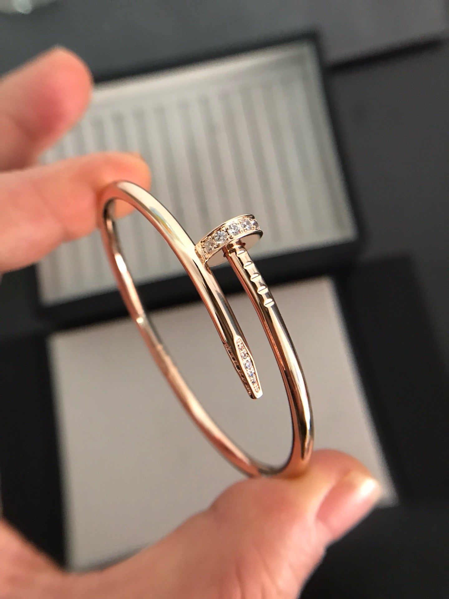 Cartier JUSTE BRACELET 3.5MM DIAMONDS - Image 25