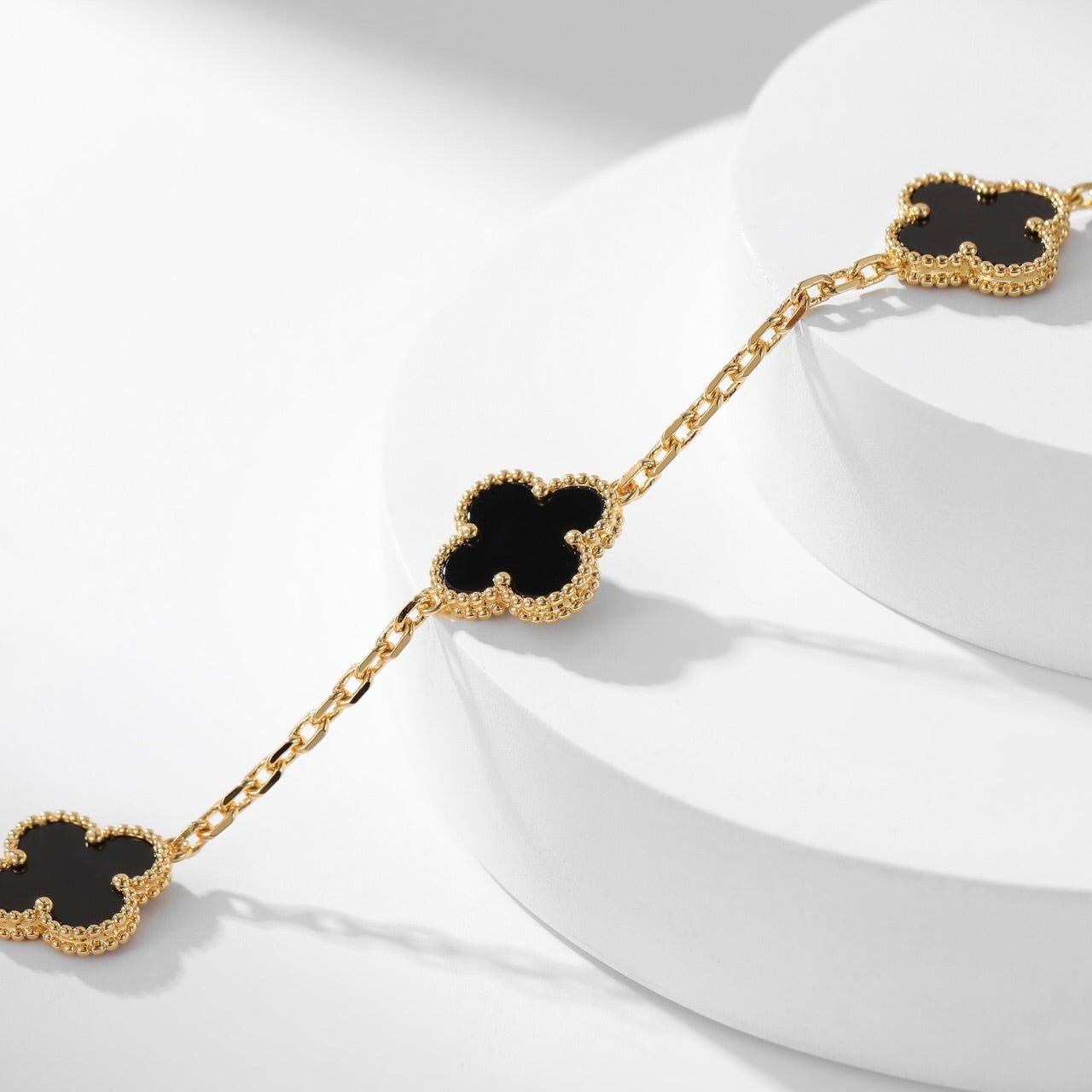 Van Cleef & Arpels CLOVER 10 MOTIFS ONYX NECKLACE - Image 7