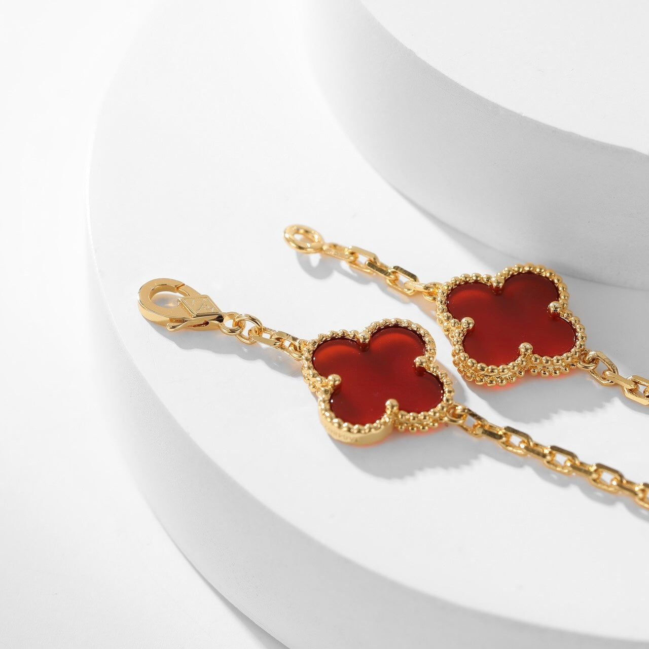 Van Cleef & Arpels CLOVER 10 MOTIFS CARNELIAN NECKLACE - Image 4