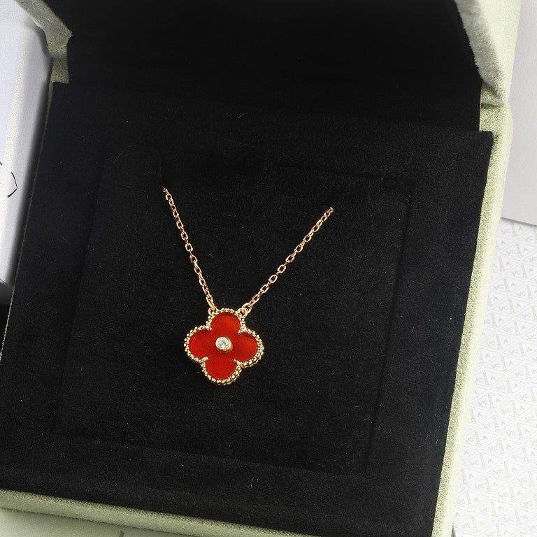 Van Cleef & Arpels CLOVER 15MM DIAMOND CARNELIAN NECKLACE - Image 6