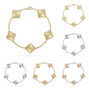 Van Cleef & Arpels   CLOVER 5 MOTIF LASER BRACELET COLLECTION
