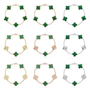 Van Cleef & Arpels   CLOVER 5 MOTIF MALACHITE BRACELET COLLECTION