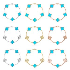 Van Cleef & Arpels   CLOVER 5 MOTIF TURQUOISE BRACELET COLLECTION