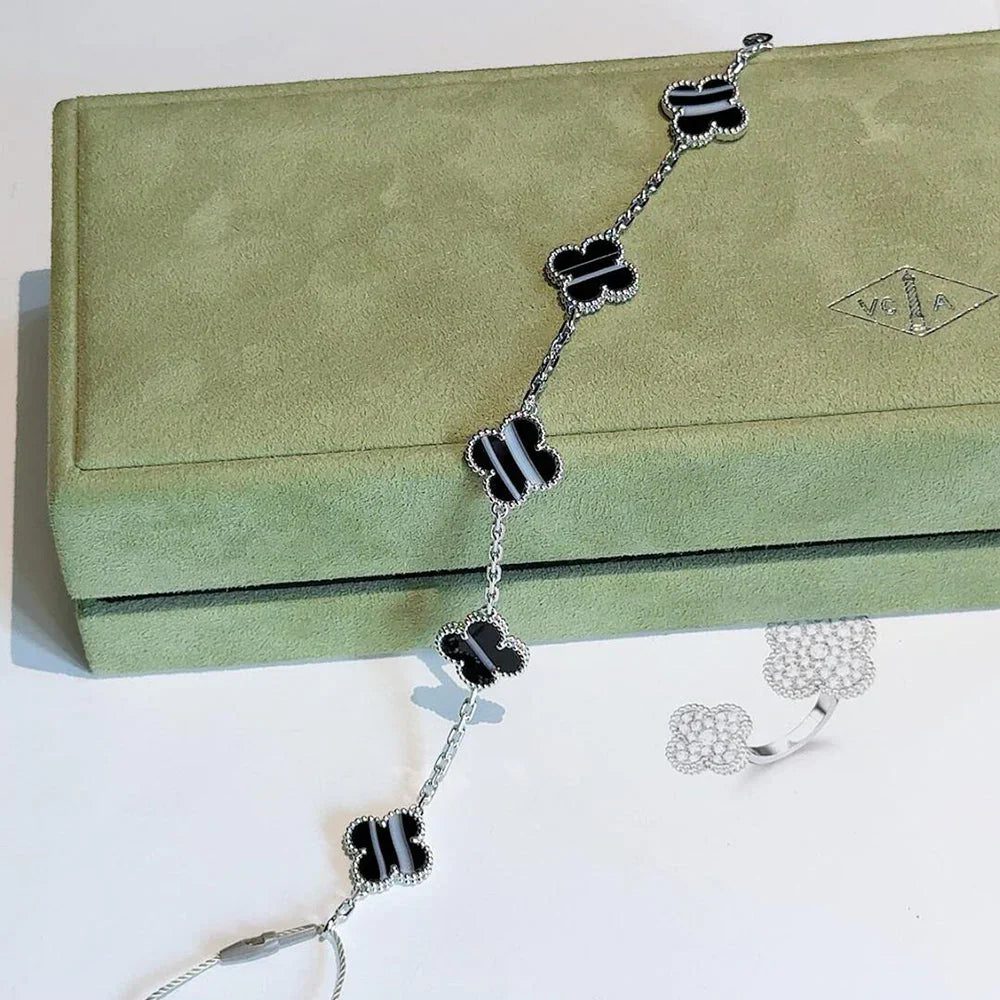 Van Cleef & Arpels CLOVER 5 MOTIF PULSAR STONE BRACELET COLLECTION - Image 12