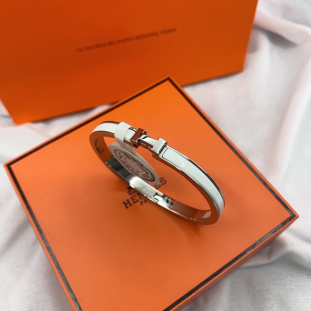 Hermès CLASSIC HM CLIC WHITE 8MM ENAMEL BRACELET - Image 2