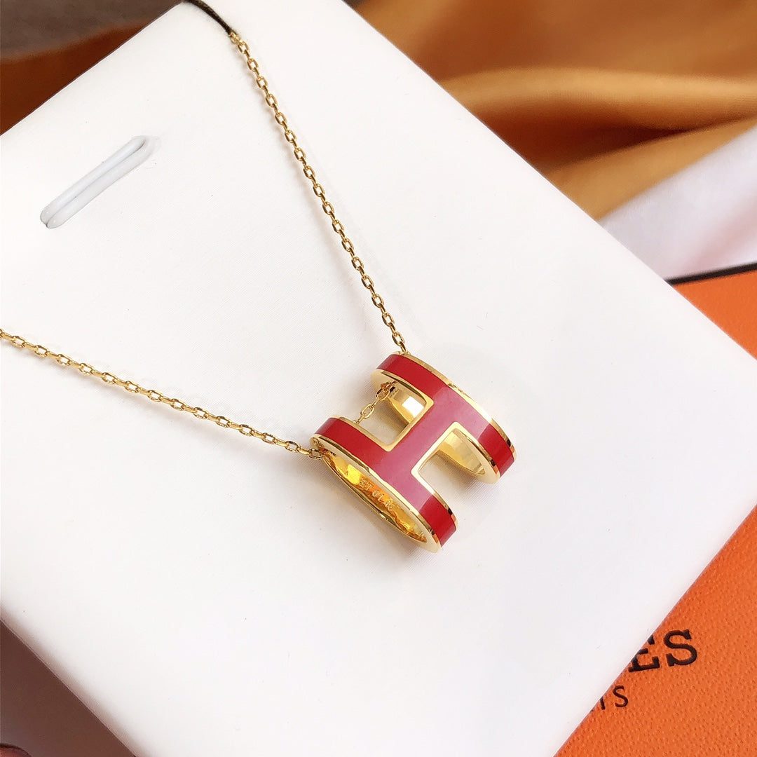Hermès HM CLIC RED ENAMEL GOLD NECKLACE - Image 4