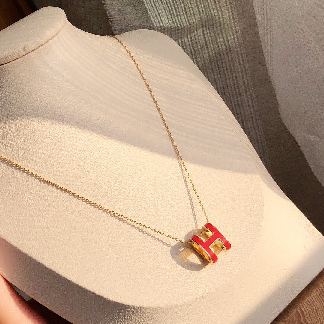 Hermès HM CLIC RED ENAMEL GOLD NECKLACE - Image 10