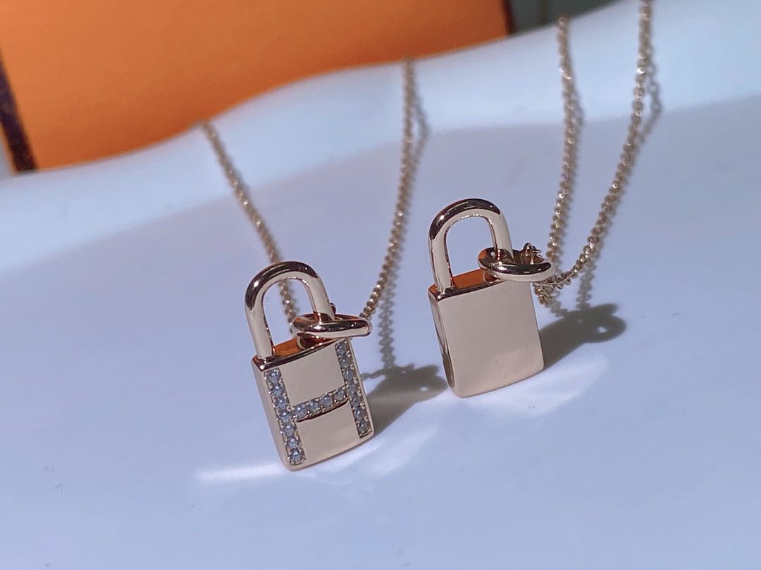 Hermès HM ADVANCED NICHE LOCK HEAD NECKLACE DIAMONDS - Image 8