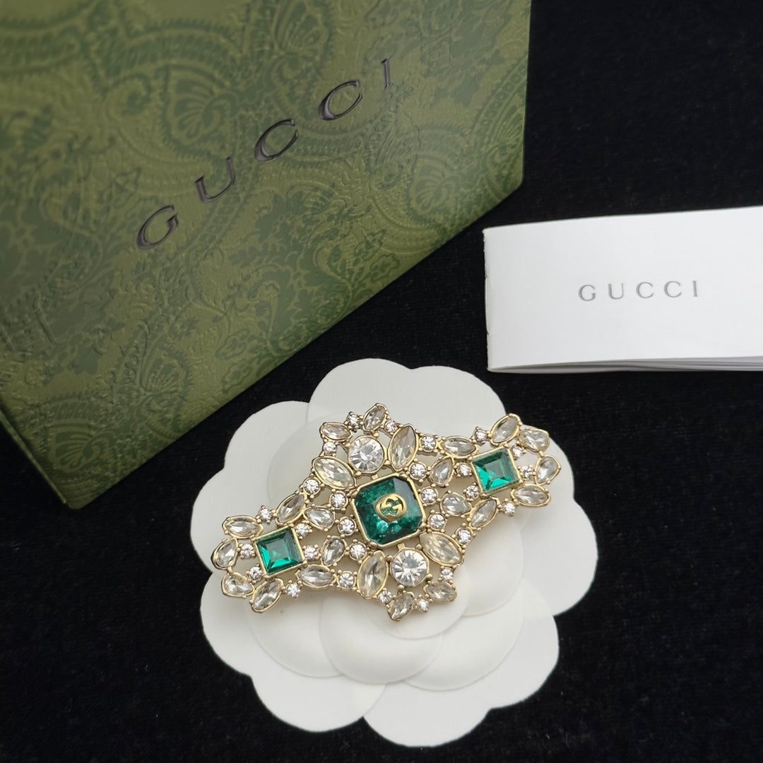 Gucci Brooch Gold 184036 - Image 3