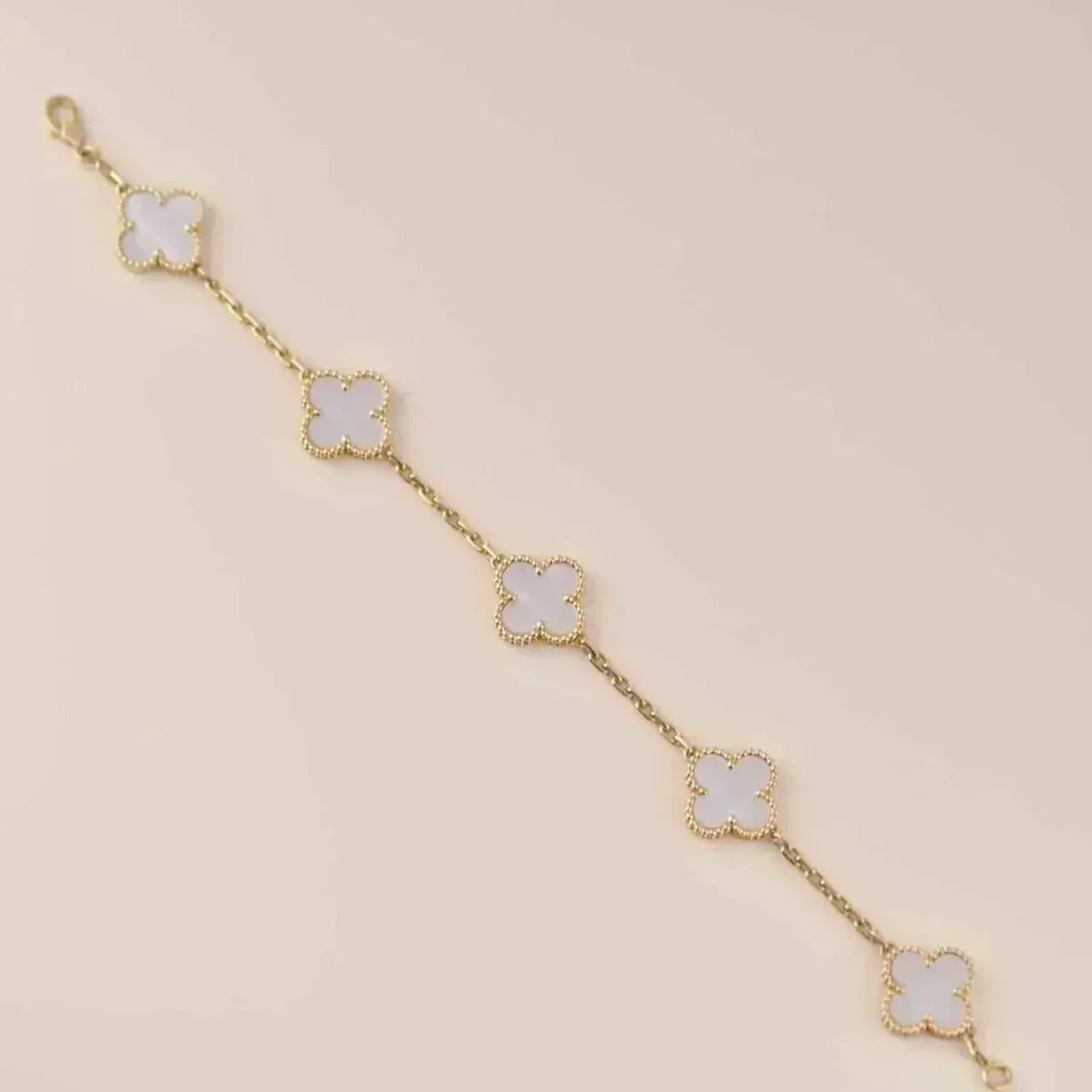 Van Cleef & Arpels CLOVER WHITE PEARL MOP 5 MOTIF BRACELET COLLECTION - Image 37