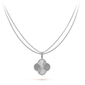Van Cleef & Arpels CLOVER 25MM SILVER BIG CLOVER NECKLACE