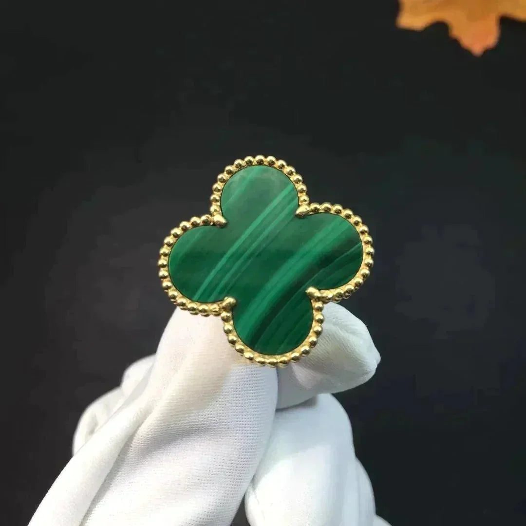 Van Cleef & Arpels CLOVER MALACHITE RING - Image 3