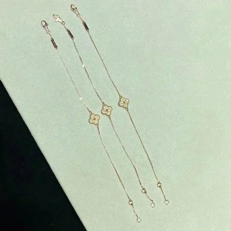 Van Cleef & Arpels CLOVER SINGLE FLOWER BRACELET - Image 3