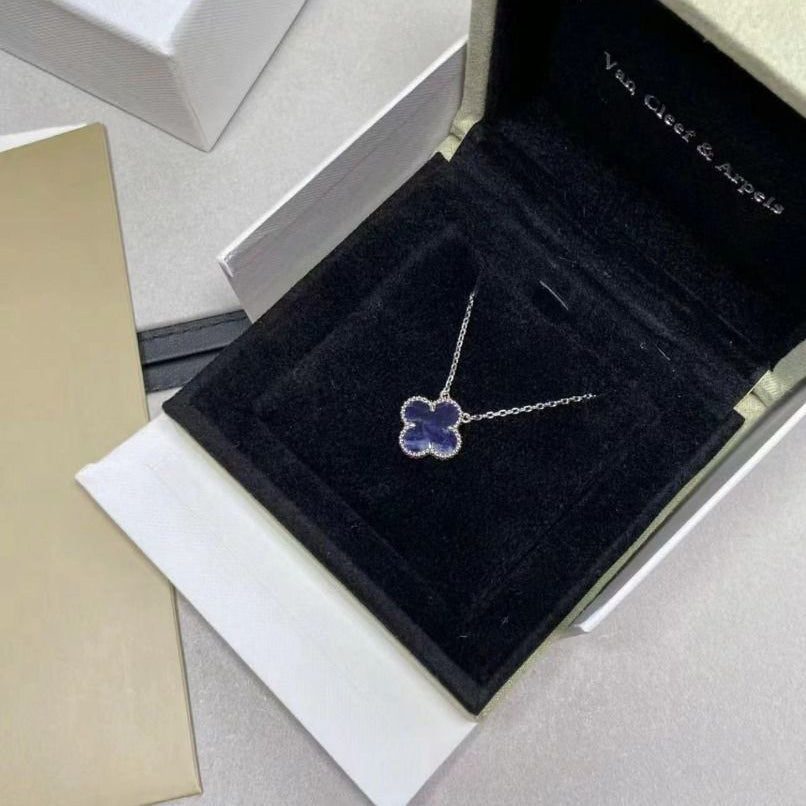 Van Cleef & Arpels CLOVER 15MM PIETERSITE NECKLACE SILVER - Image 4