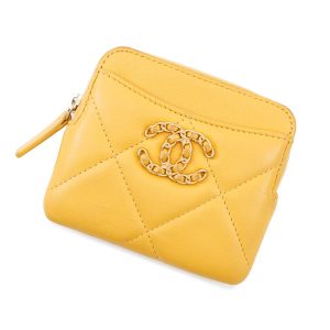 CHANEL CHANEL19 Coin purse YellowAP2086 Lambskin