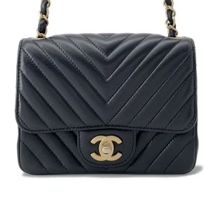CHANEL Chevron Mini ChainShoulder Bag BlackA35200 Lambskin Size 18
