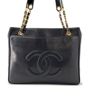 CHANEL CC Logo ChainTote Bag Black Lambskin