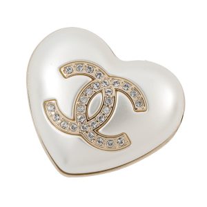 CHANEL Heart Brooch Rhinestone PearlAB7006 Gold Plated Rhinestone