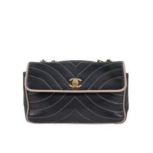 Chanel Chevron Flap Bag in Quilted Lambskin Leather with Gold tone Hardware