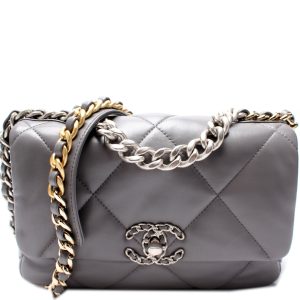 Chanel Quilted Goatskin 19 Small Flap 32+M Bag