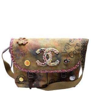 Chanel Graffiti On the Pavements Washed Toile Messenger Bag