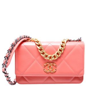 Chanel 19 WOC Quilted Lambskin 30M Pink Bag