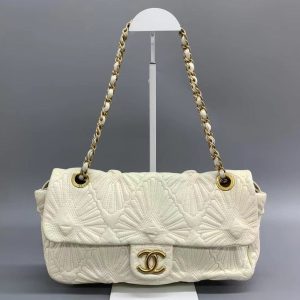 Chanel Paris-Venice Ca DâOro Flap Bag Seashell 3D Embroidered Flap Bag 2009 Large Off White