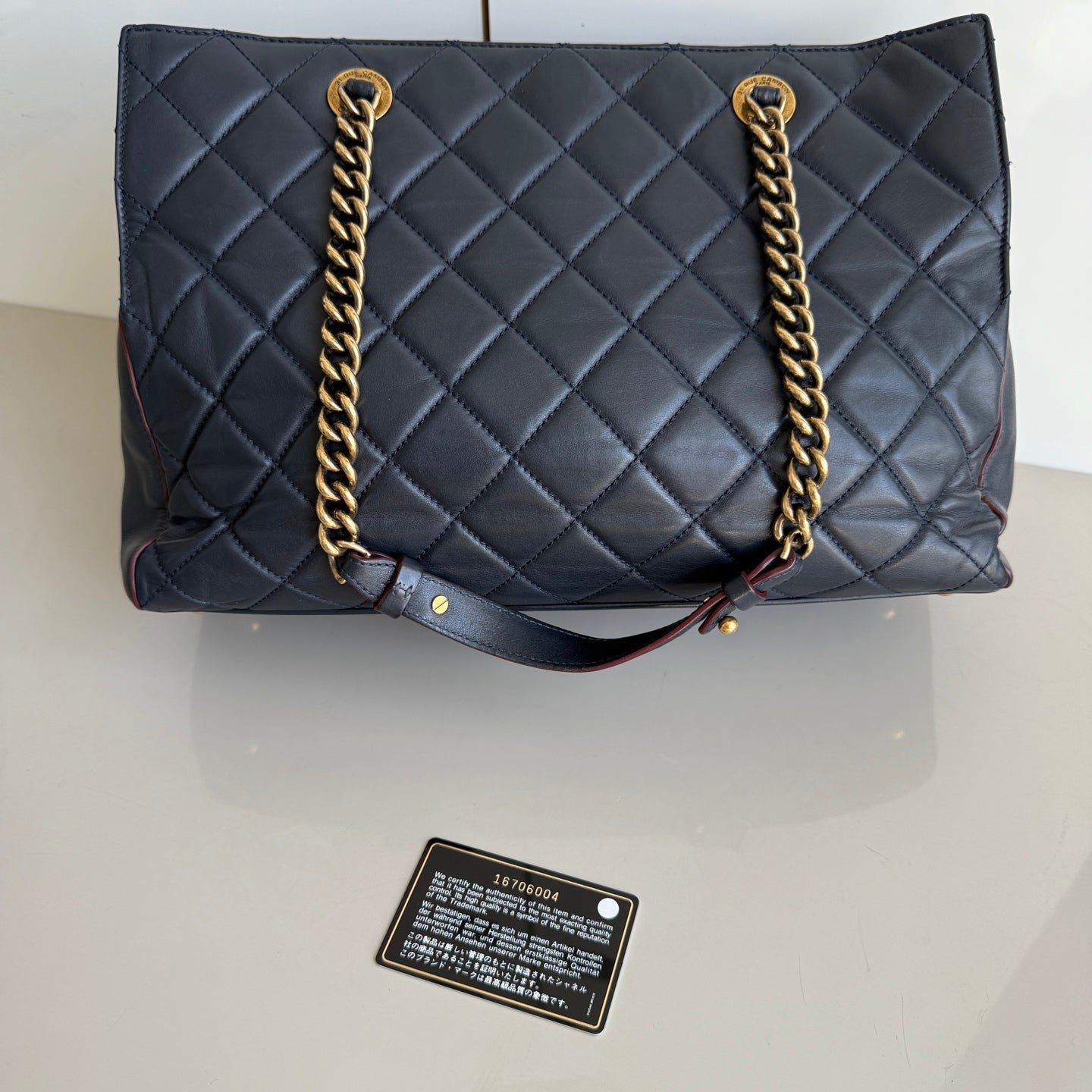 Chanel Perfect Edge Tote Quilted Navy Leather Antique Gold Hardware - Image 2