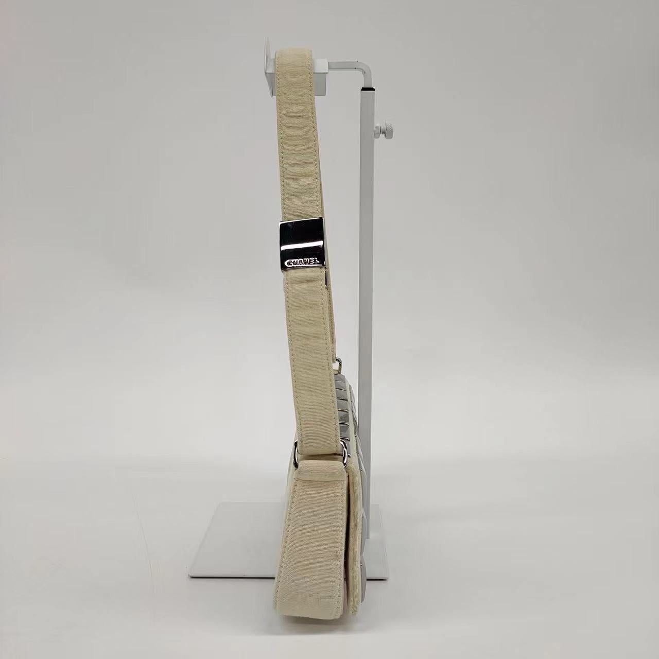 Chanel Ivory Jersey Evening Bag with Mirrored Pyramid Studs Ice Cube Chocolate Bar Shoulder Bag - Image 4