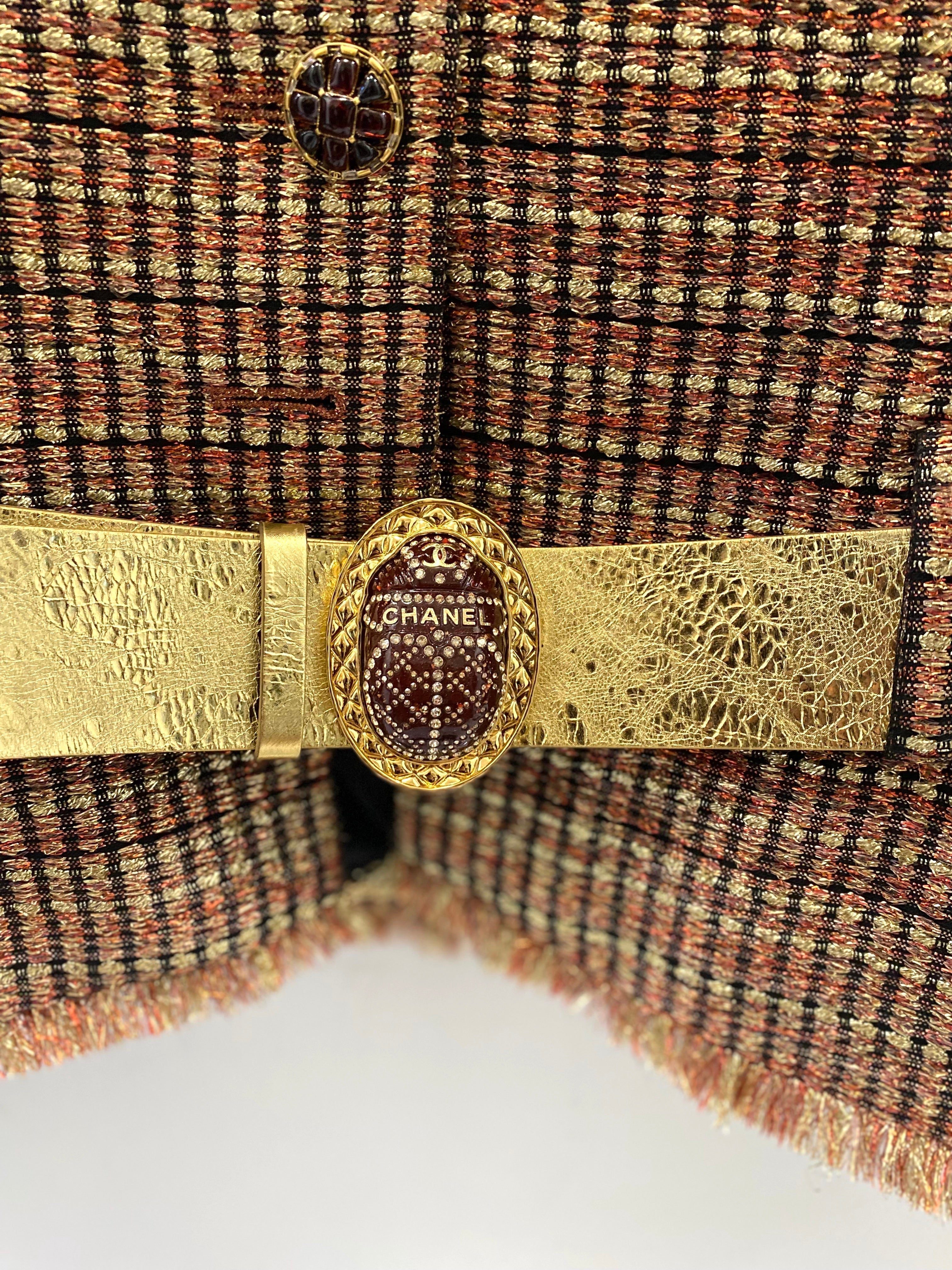 CHANEL BELTED TWEED JACKET - Image 2