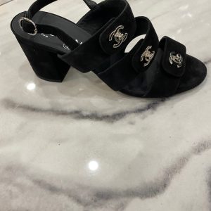 CHANEL CC TURLOCK SUEDE SANDALS