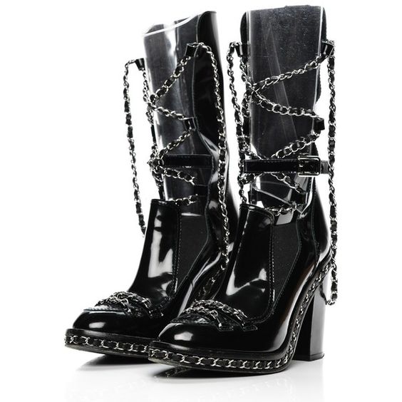 CHANEL CC RUNWAY GLAZED CHAIN OBSESSION BOOTS