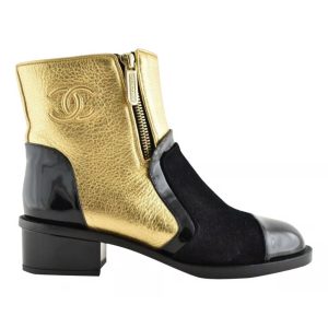 CHANEL INTERLOCKING CC LOGO ANKLE BOOTS