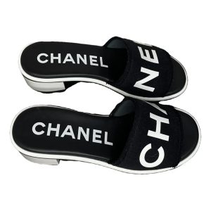 CHANEL LAMBSKIN CHA-NEL SANDLAS MULES