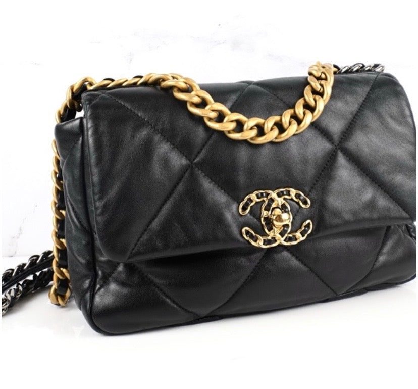 CHANEL QUILTED LAMBSKIN MEDIUM CHANEL 19 FLAP BAG - Image 3