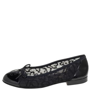 CHANEL PATENT & LEATHER LACE BALLET SHOES